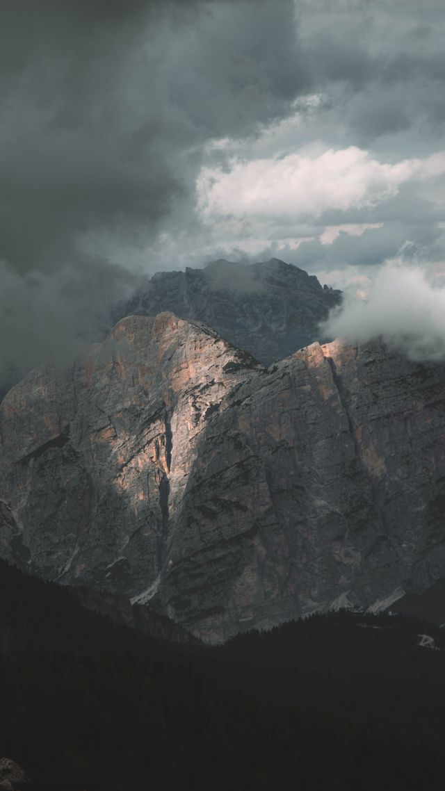Background 18