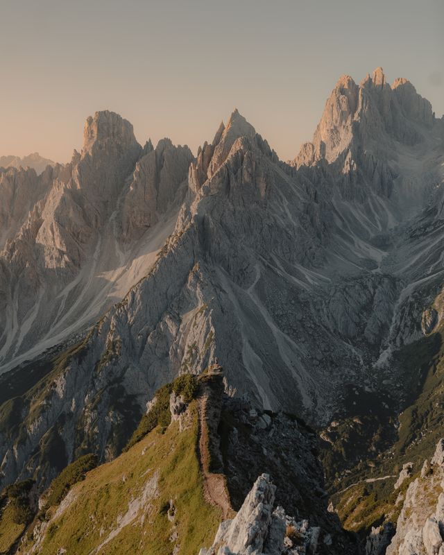 Background 31