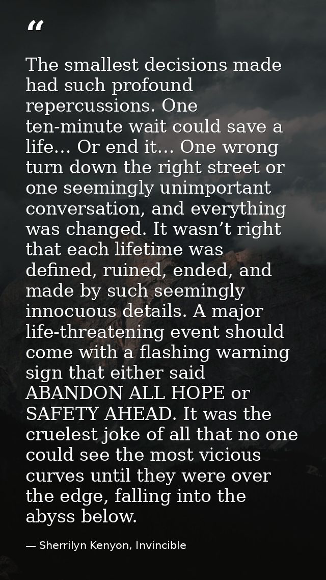 The smallest decisions made had such profound repercussions. One ten-minute wait could save a life… Or end it… One wrong — Sherrilyn Kenyon, Invincible